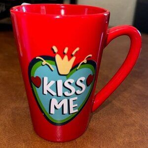 "Dishwasher & Microwave Safe Kiss Me Red Mug